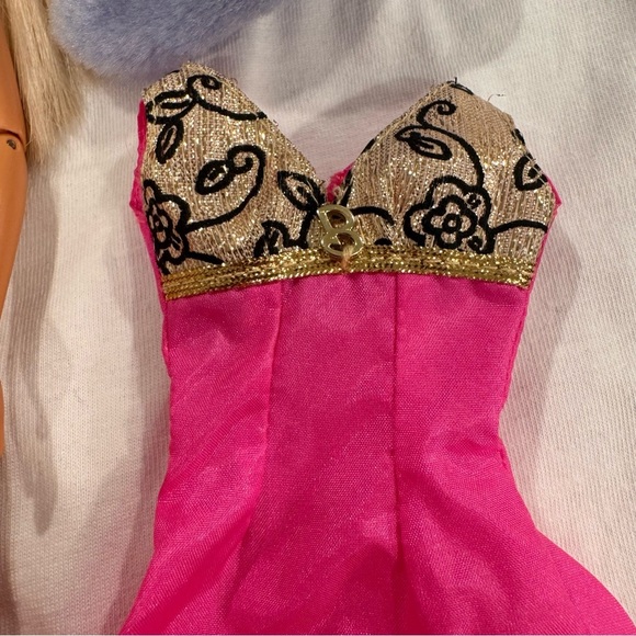Vintage Barbie Dolls 1998 and clothes Y2K - Picture 4 of 6